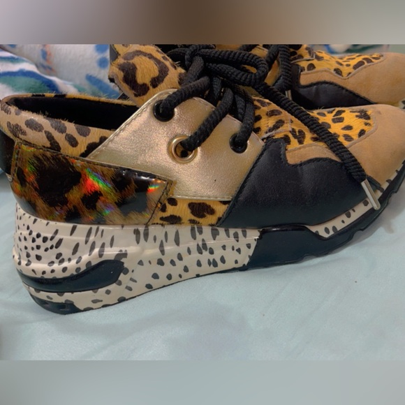 Steve Madden sneakers - Picture 2 of 2